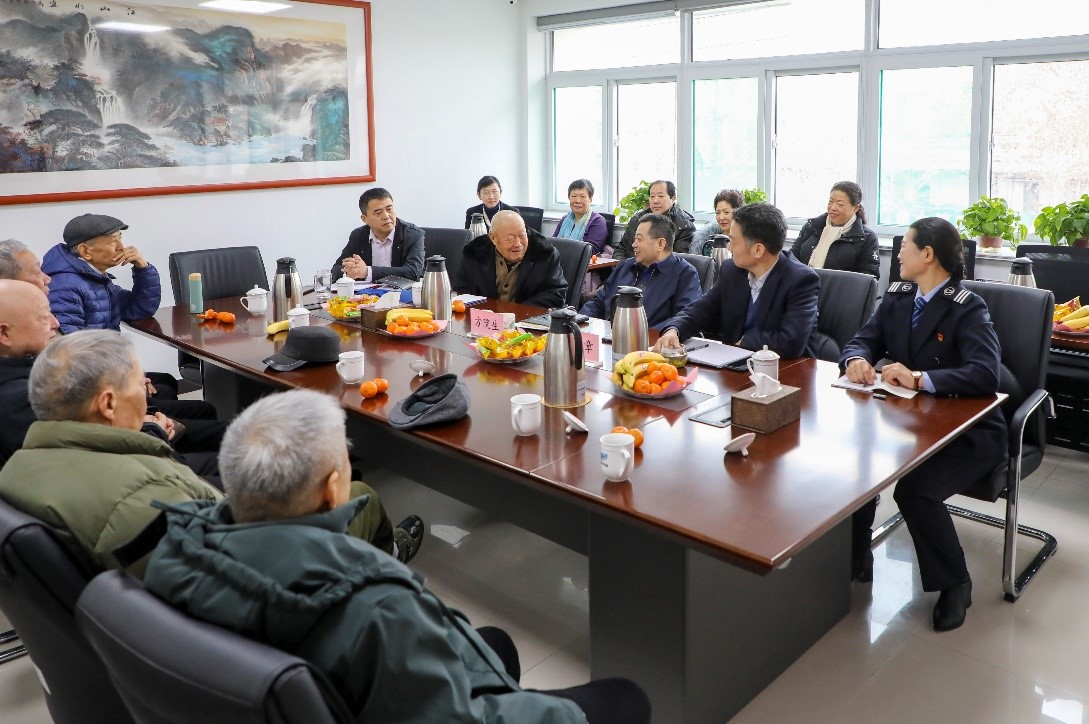 71bcd68d8e42f0ccaec28bae21553341.jpg 71bcd68d8e42f0ccaec28bae21553341.jpg