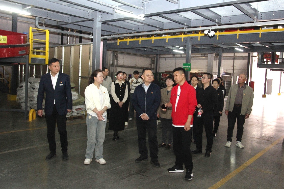 4dc17fe8f7bcff2fee438469230abdf7.jpg 4dc17fe8f7bcff2fee438469230abdf7.jpg